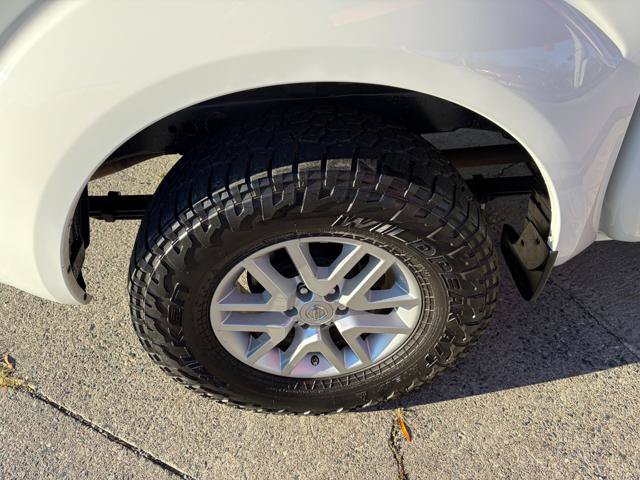 Used 2016 Nissan Frontier SV AWD/4WD image 19