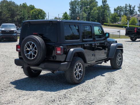 Used 2024 Jeep Wrangler Unlimited Sport AWD/4WD image 10