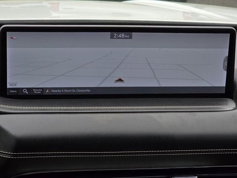 Used 2024 Genesis GV80 2.5T AWD/4WD image 13