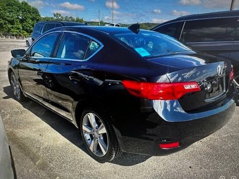 Used 2015 Acura ILX FWD image 3