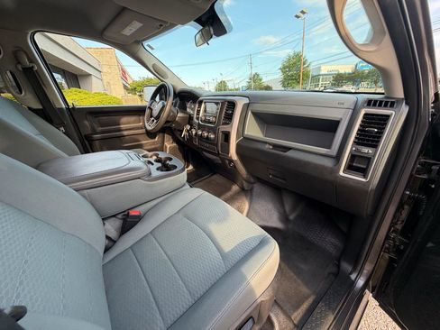 Used 2014 RAM 1500 Tradesman w/ Popular Equipment Group AWD/4WD image 40