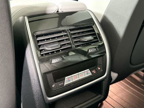 Certified 2023 BMW X5 xDrive40i w/ Premium Package image 27