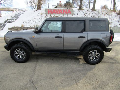 Certified 2023 Ford Bronco Badlands image 1