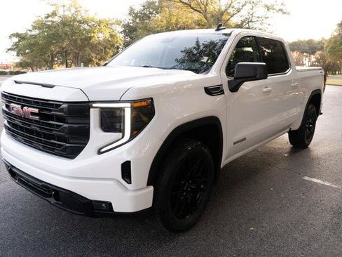 Used 2022 GMC Sierra 1500 Elevation image 7