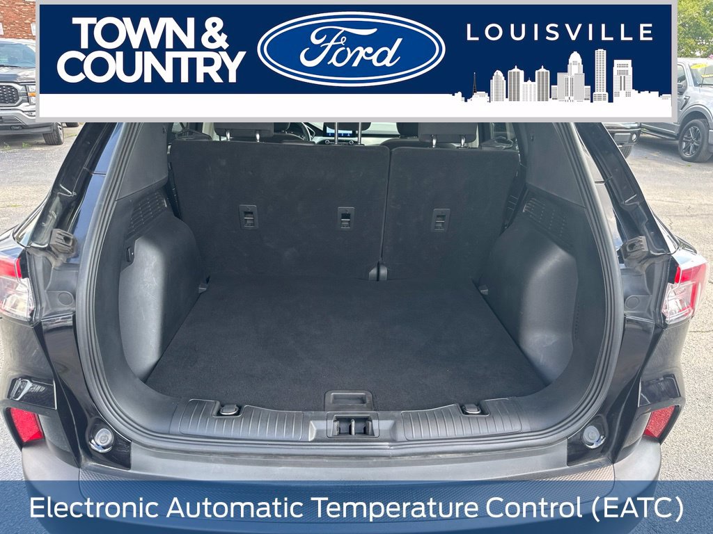 Used 2021 Ford Escape SE w/ SE Sport Appearance Package FWD image 13