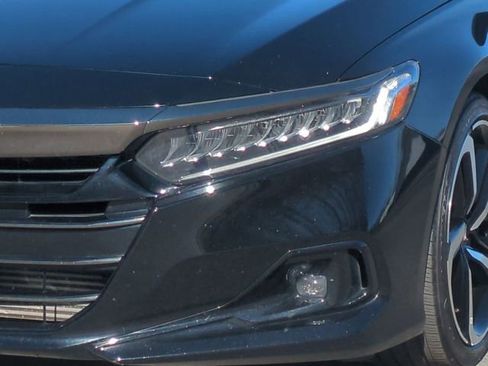 Used 2022 Honda Accord Sport Special Edition image 17