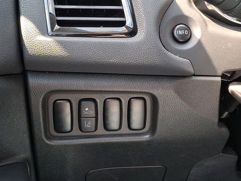 Used 2022 Mitsubishi Outlander Sport LE AWD/4WD image 28