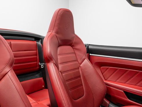 Used 2021 Porsche 911 Turbo S image 20