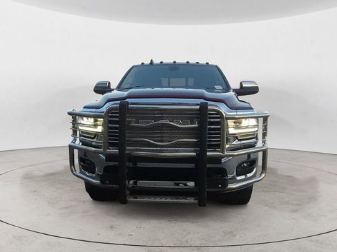 Used 2022 RAM 3500 Laramie image 8