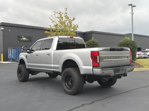 Used 2022 Ford F350 Platinum w/ FX4 Off-Road Package AWD/4WD image 14