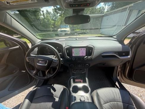Used 2022 GMC Terrain AT4 AWD/4WD image 8