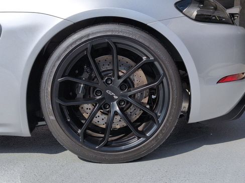 Certified 2020 Porsche 718 Cayman GT4 image 25