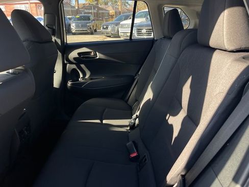 Used 2024 Toyota Corolla Cross LE image 21