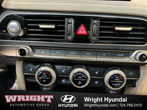 Certified 2023 Genesis G70 2.0T w/ Sport Prestige Package image 27