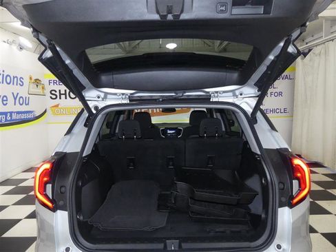 Used 2018 GMC Terrain SLE image 26