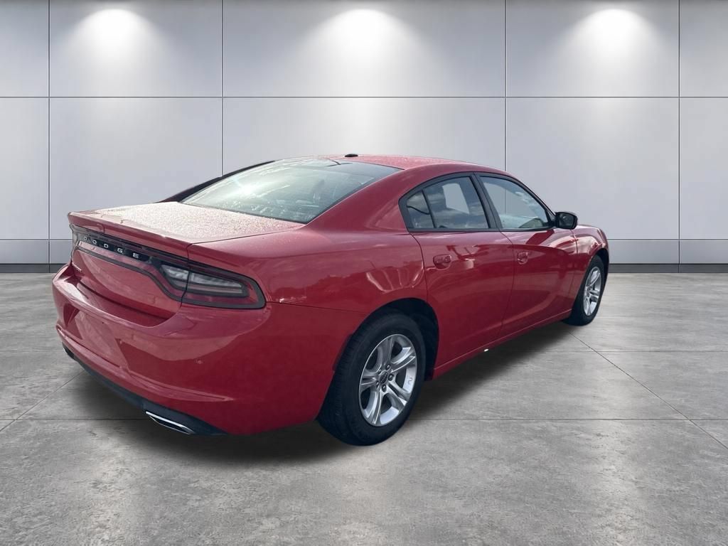 Used 2022 Dodge Charger SXT RWD image 5