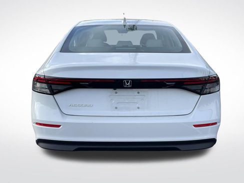 Used 2024 Honda Accord LX image 4