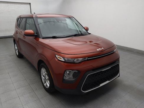 Used 2022 Kia Soul LX w/ Technology Package FWD image 13