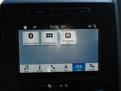 Used 2019 Ford F150 Lariat w/ Equipment Group 502A Luxury AWD/4WD image 38