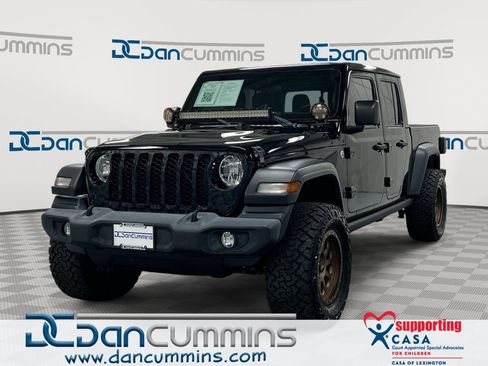 Used 2021 Jeep Gladiator Sport w/ Auxiliary Switch Group AWD/4WD image 1