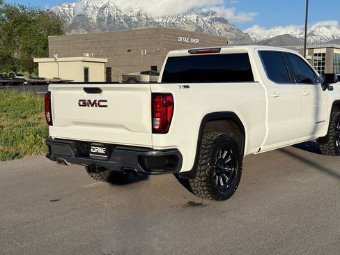 Used 2023 GMC Sierra 1500 SLE AWD/4WD image 10