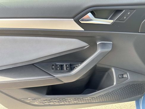 New 2026 Volkswagen Jetta SE image 13