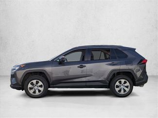 Used 2021 Toyota RAV4 LE video 2