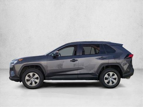 Used 2021 Toyota RAV4 LE image 2