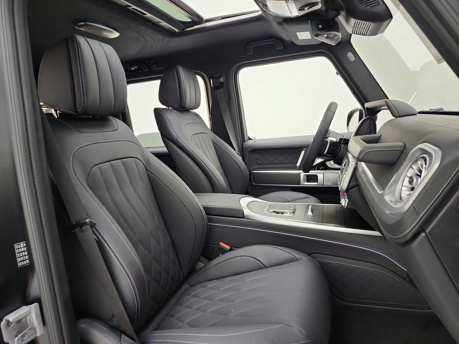 New 2027 Mercedes-Benz G 580 e image 15
