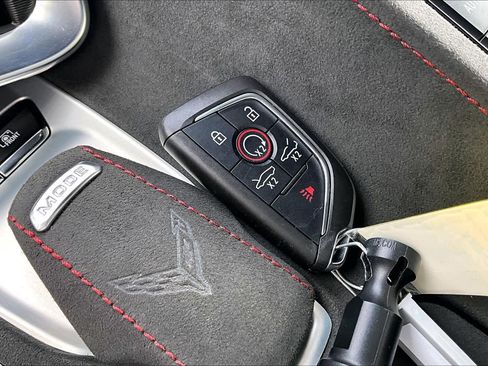 Used 2022 Chevrolet Corvette 3LT w/ Engine Appearance Package image 14