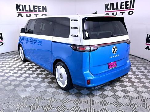 New 2025 Volkswagen ID. Buzz 1st Edition image 5