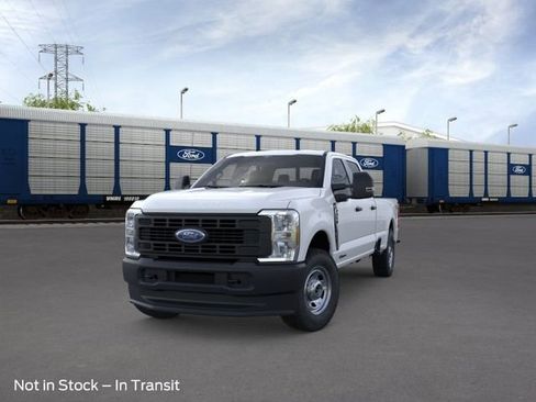 New 2026 Ford F350 XL w/ FX4 Off-Road Package AWD/4WD image 2