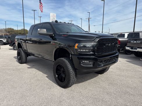 Used 2022 RAM 2500 Limited image 8