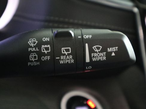 New 2025 Jeep Grand Cherokee L Overland w/ Luxury Tech Group IV image 32