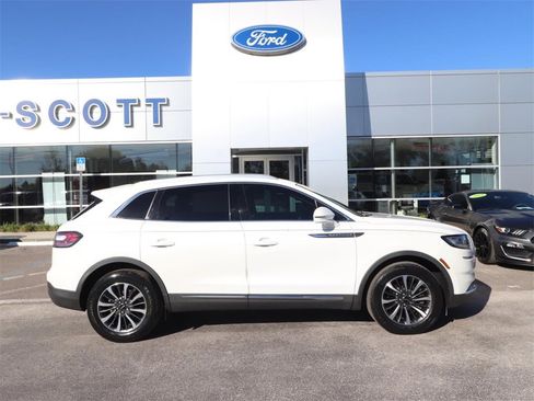 Used 2021 Lincoln Nautilus FWD w/ Equipment Group 101A image 15