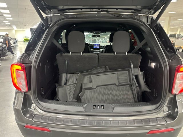 Used 2020 Ford Explorer XLT AWD/4WD image 20