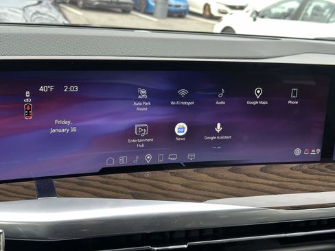 Used 2025 Cadillac Escalade Sport Platinum w/ LPO, ONYX Package AWD/4WD image 25