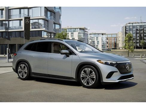 New 2026 Mercedes-Benz EQS 400 4MATIC SUV image 12