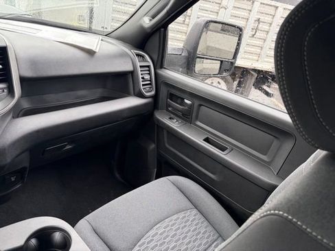 New 2026 RAM 2500 Tradesman w/ Safety Group AWD/4WD image 34