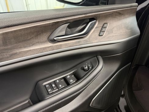 New 2026 Jeep Grand Cherokee Limited image 8