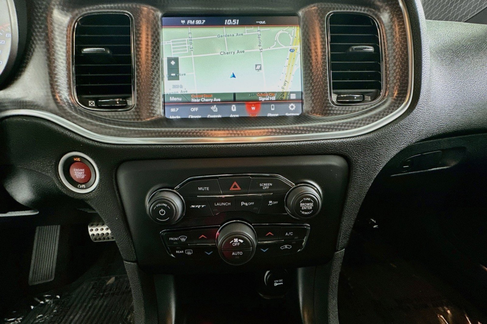 Used 2018 Dodge Charger SRT Hellcat w/ Harman/Kardon Audio Group RWD image 20