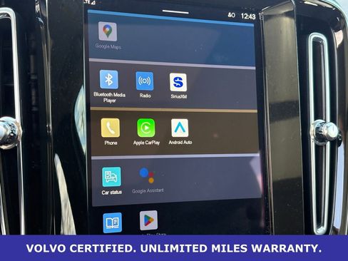 Certified 2025 Volvo XC40 B5 Core image 25