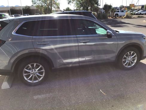 Used 2025 Honda CR-V EX-L image 6