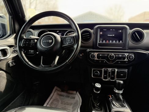 Used 2022 Jeep Wrangler Unlimited Sport image 36