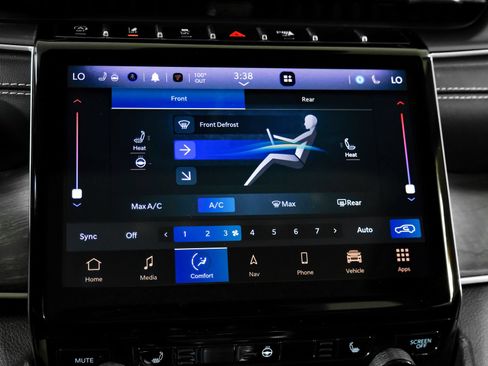Used 2023 Jeep Grand Cherokee L Limited AWD/4WD image 35