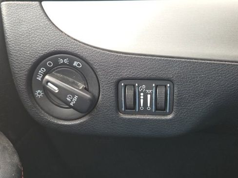 Used 2019 Dodge Grand Caravan GT image 27