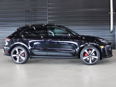 New 2026 Porsche Macan S AWD/4WD image 11