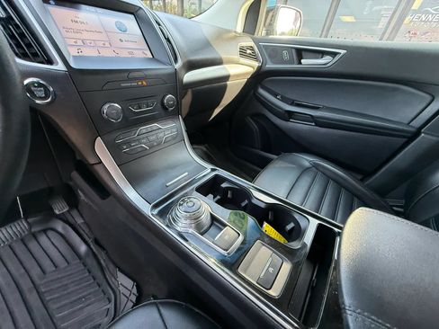 Used 2019 Ford Edge SEL w/ Equipment Group 201A AWD/4WD image 35