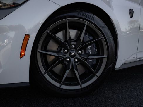 Used 2025 Ford Mustang Dark Horse image 11