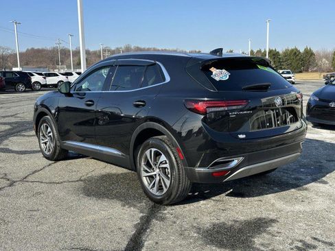 Used 2023 Buick Envision Essence image 3